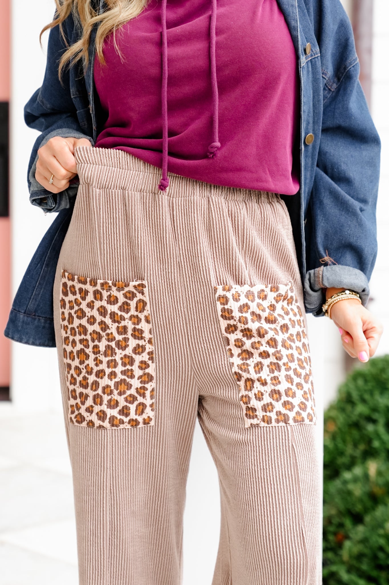 Plus/Reg Urban Ribbed Elastic Waist Pants With Leopard Detail
