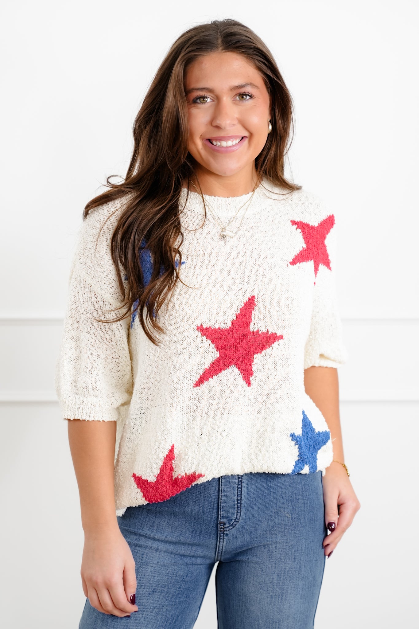 Popcorn Textured Short Sleeve Pullover Sweater with Star Pattern Detail