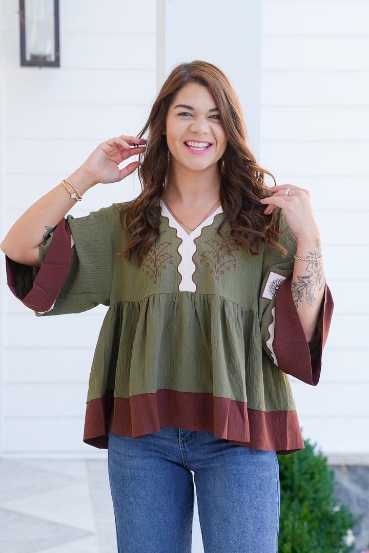 Plus/Reg Color Block 3/4 Sleeve V Neck Peasant Blouse