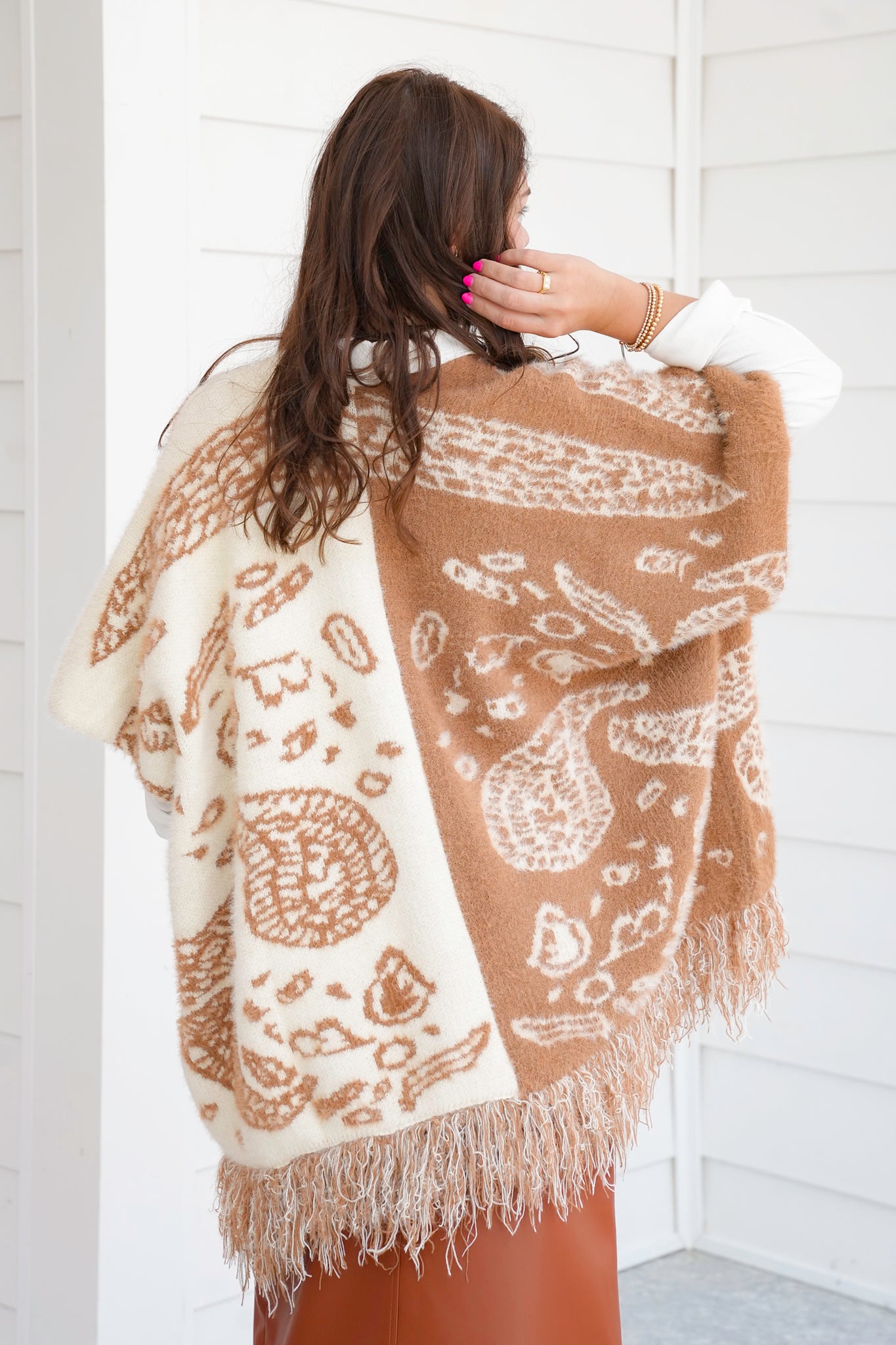 POL Paisley Print Open Front Poncho Cardigan Sweater