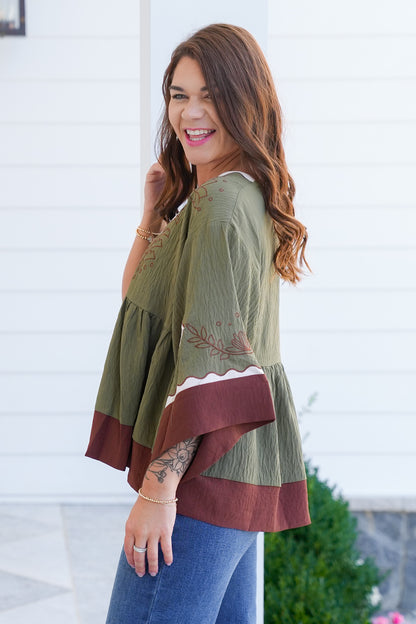 Plus/Reg Color Block 3/4 Sleeve V Neck Peasant Blouse