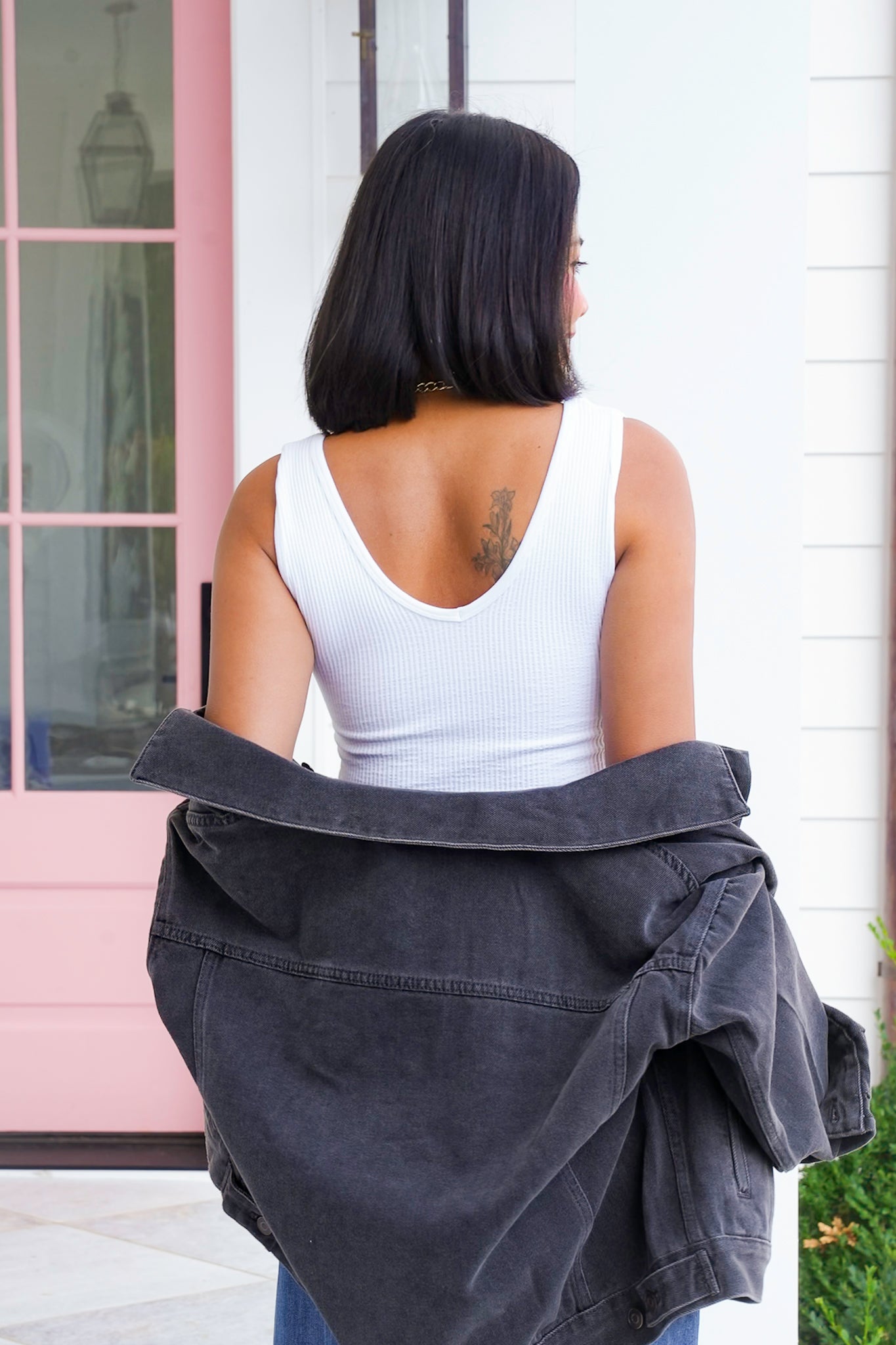 Seamless Finely Ribbed Reversible V/Scoop Neck Crop Tank Top