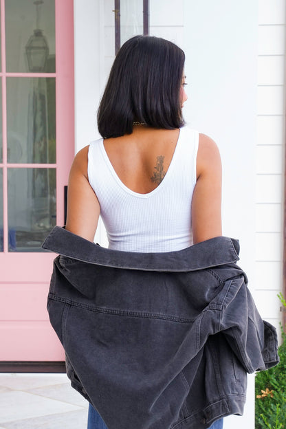 Seamless Finely Ribbed Reversible V/Scoop Neck Crop Tank Top