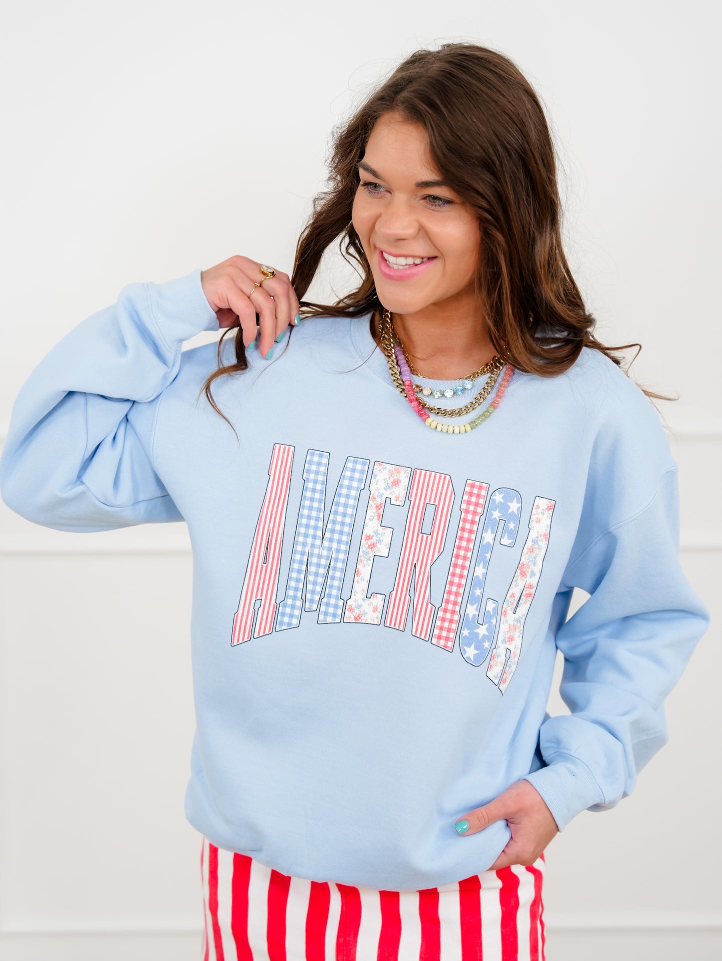 Plus/Reg Long Sleeve "America" Graphic Sweatshirt