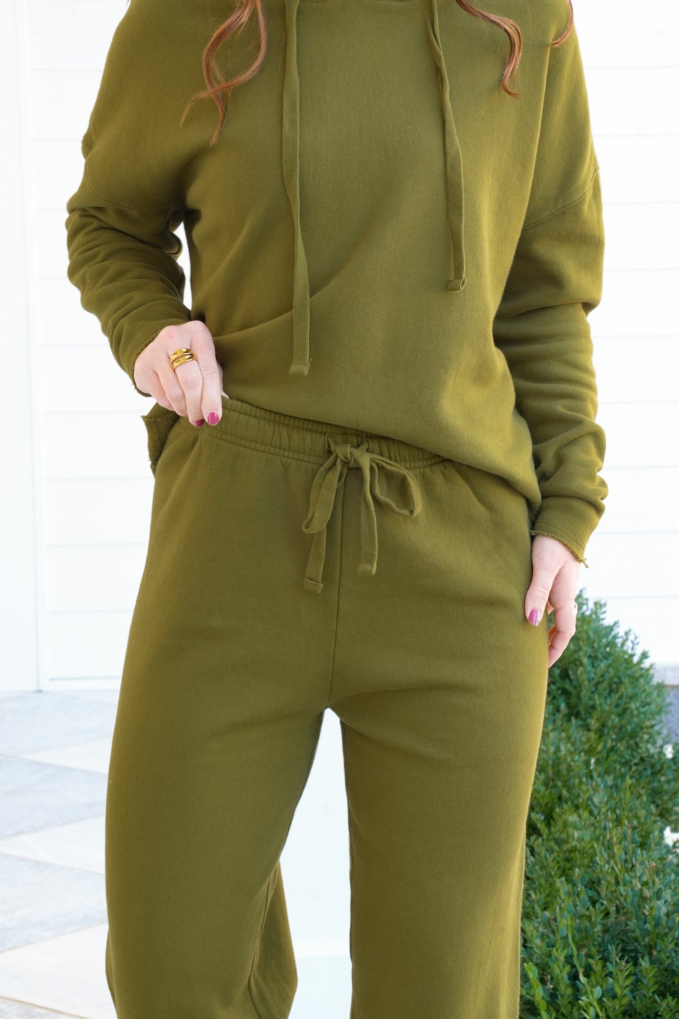 Elastic Waist Wide-Leg Fleece Sweatpants