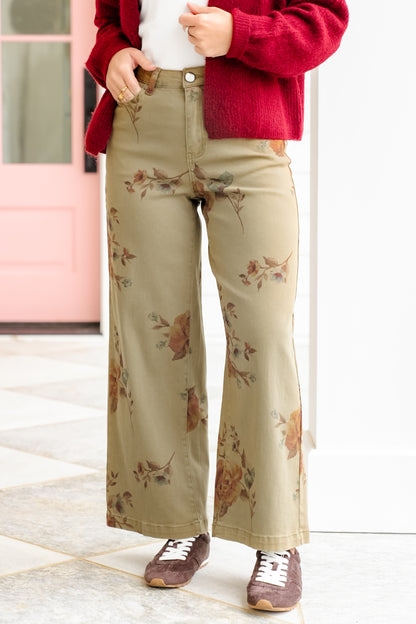Plus/Reg Floral Print High Waisted Wide Leg Pants