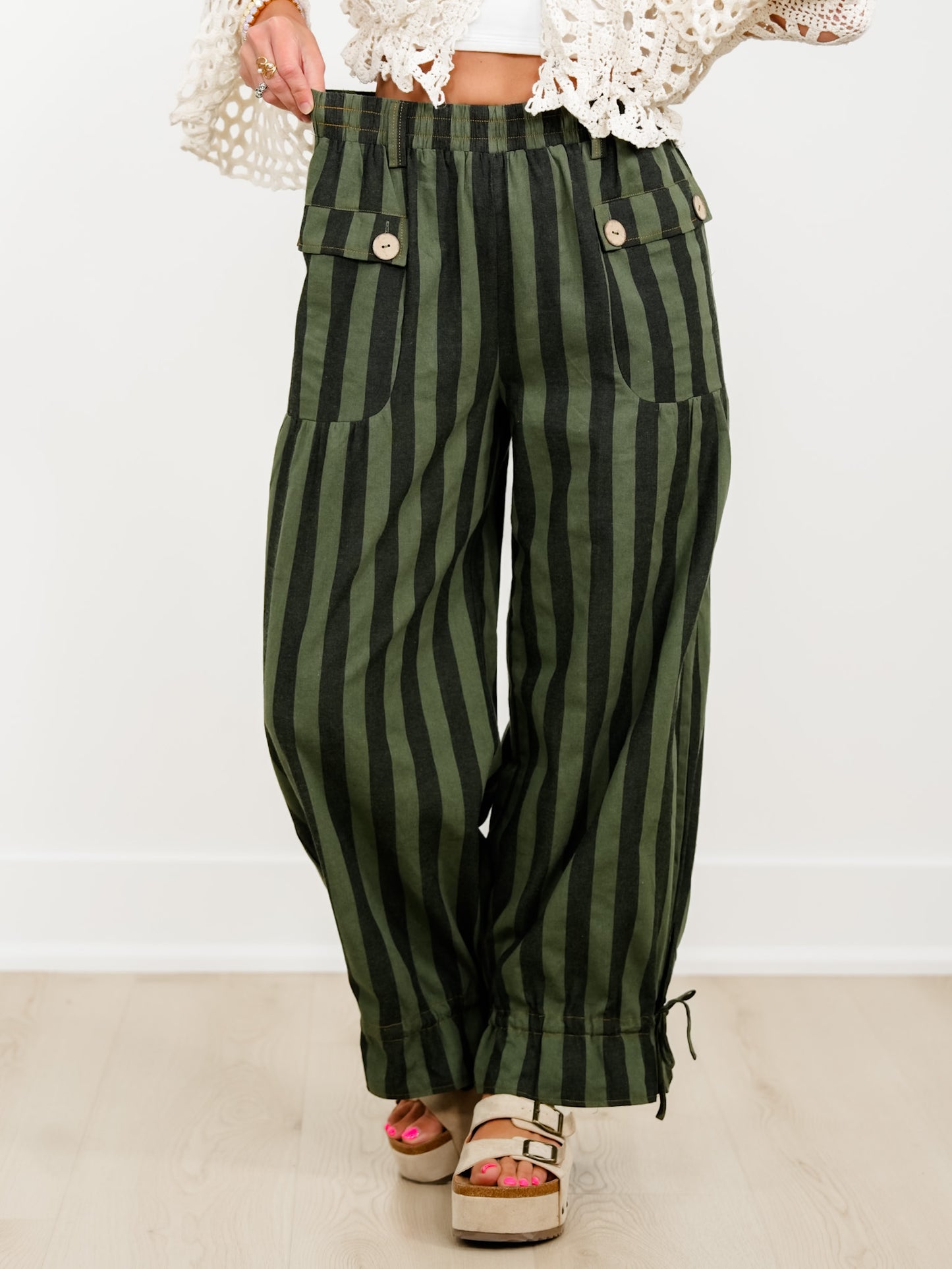 Plus/Reg Striped Elastic Waist Wide Leg Pants With Tiered Panels