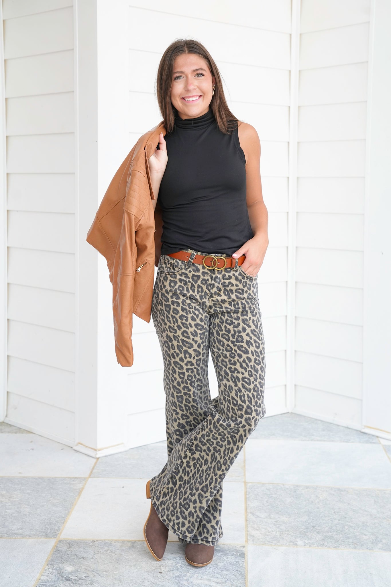 Sleeveless Turtle Neck Top