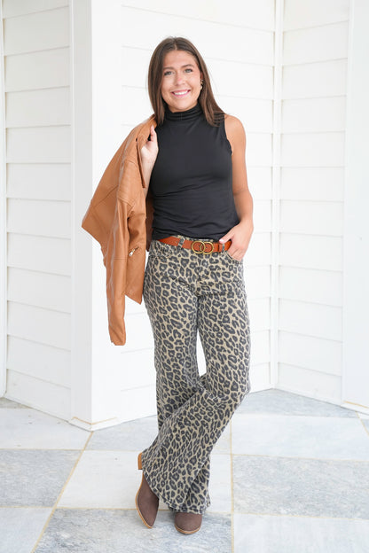 Sleeveless Turtle Neck Top