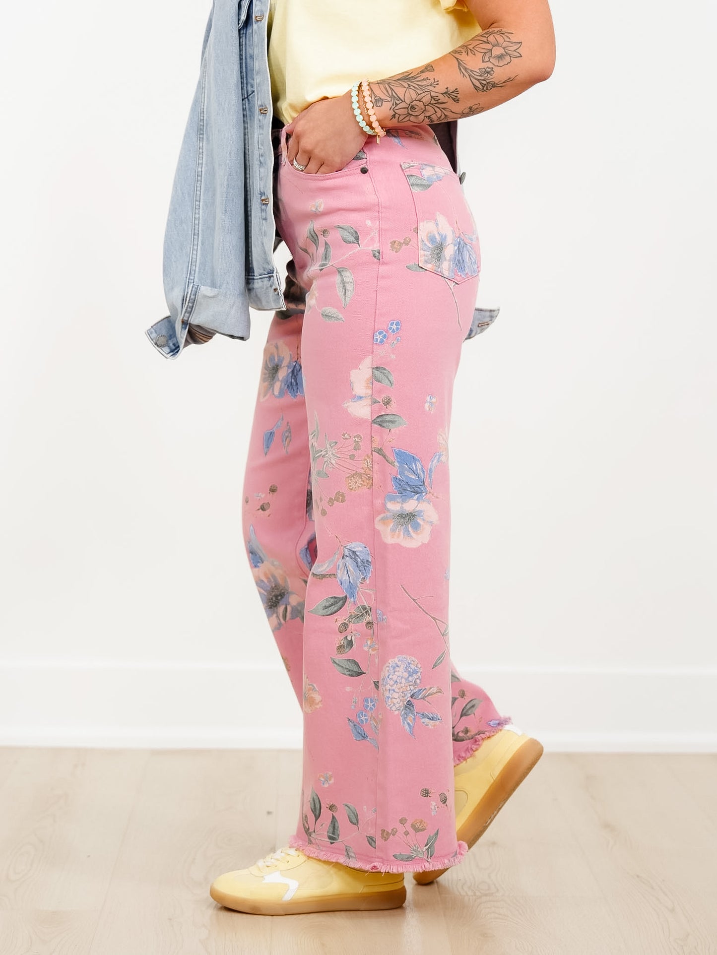 Plus/Reg Floral Print High Waist Straight Leg Pants