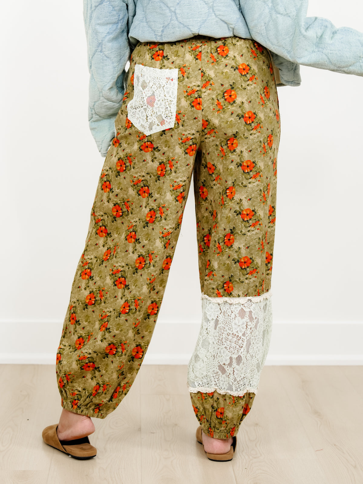 POL Olive Floral Elastic Waist Harem Pants - Freckled Poppy