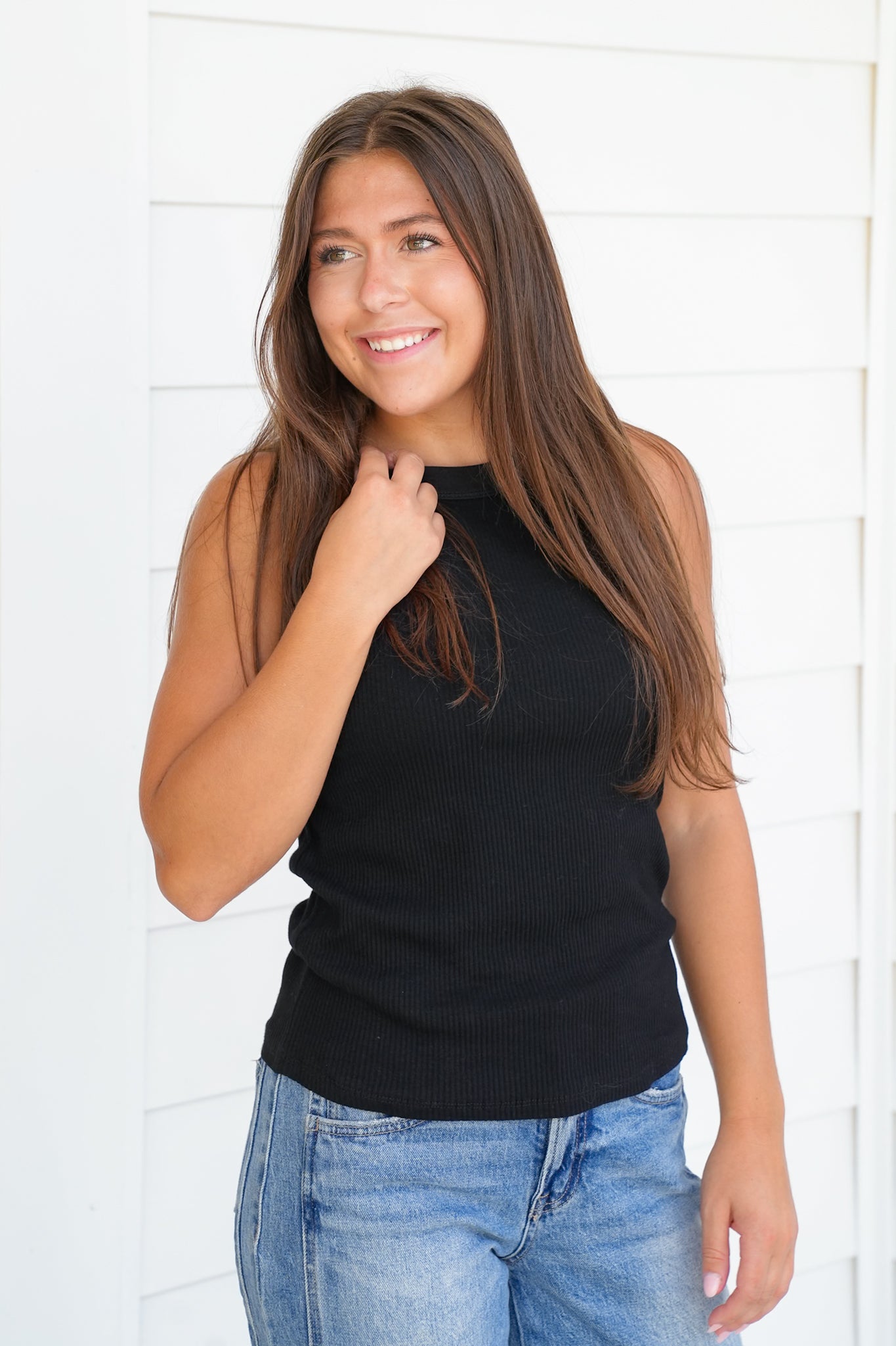 Ribbed Knit Crew Neck Tank