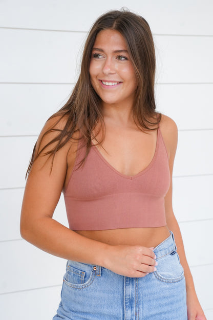 Seamless Ribbed Triangle Chest Spaghetti Brami