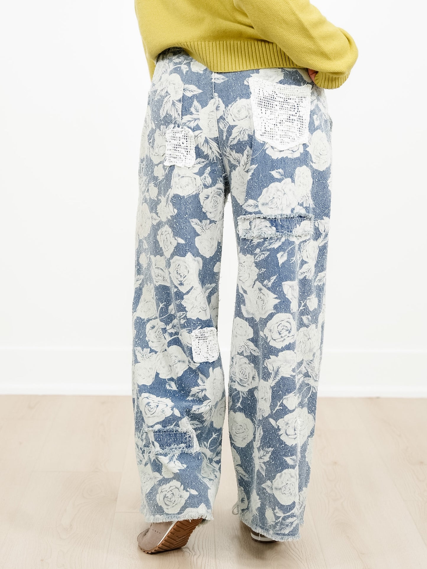 POL Rose Print High Waist Wide Leg Jeans