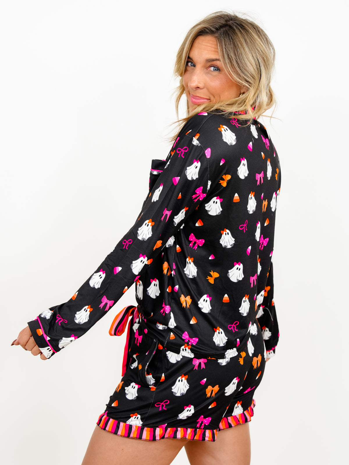 Plus/Reg Ghost Print Long Sleeve Top and Shorts Lounge Set