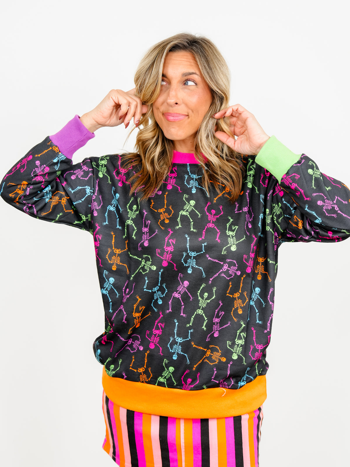 Plus/Reg Dancing Skeleton Print Long Sleeve Pullover Top