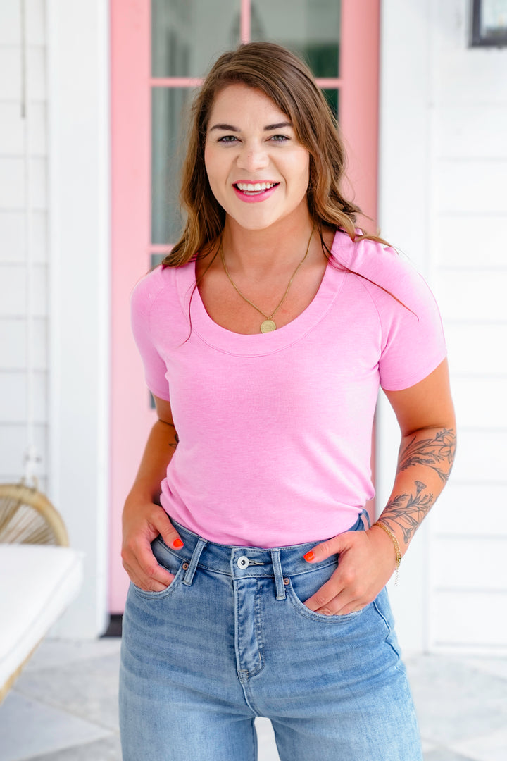 Plus/Reg Short Sleeve Scoop Neck Relax Fit Top