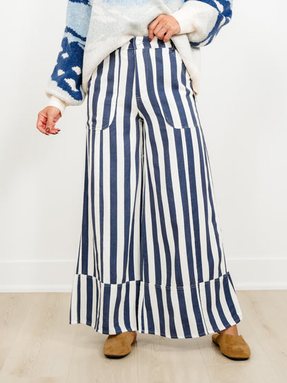 Plus/Reg Elastic Waist Striped Cuffed Wide Leg Pants