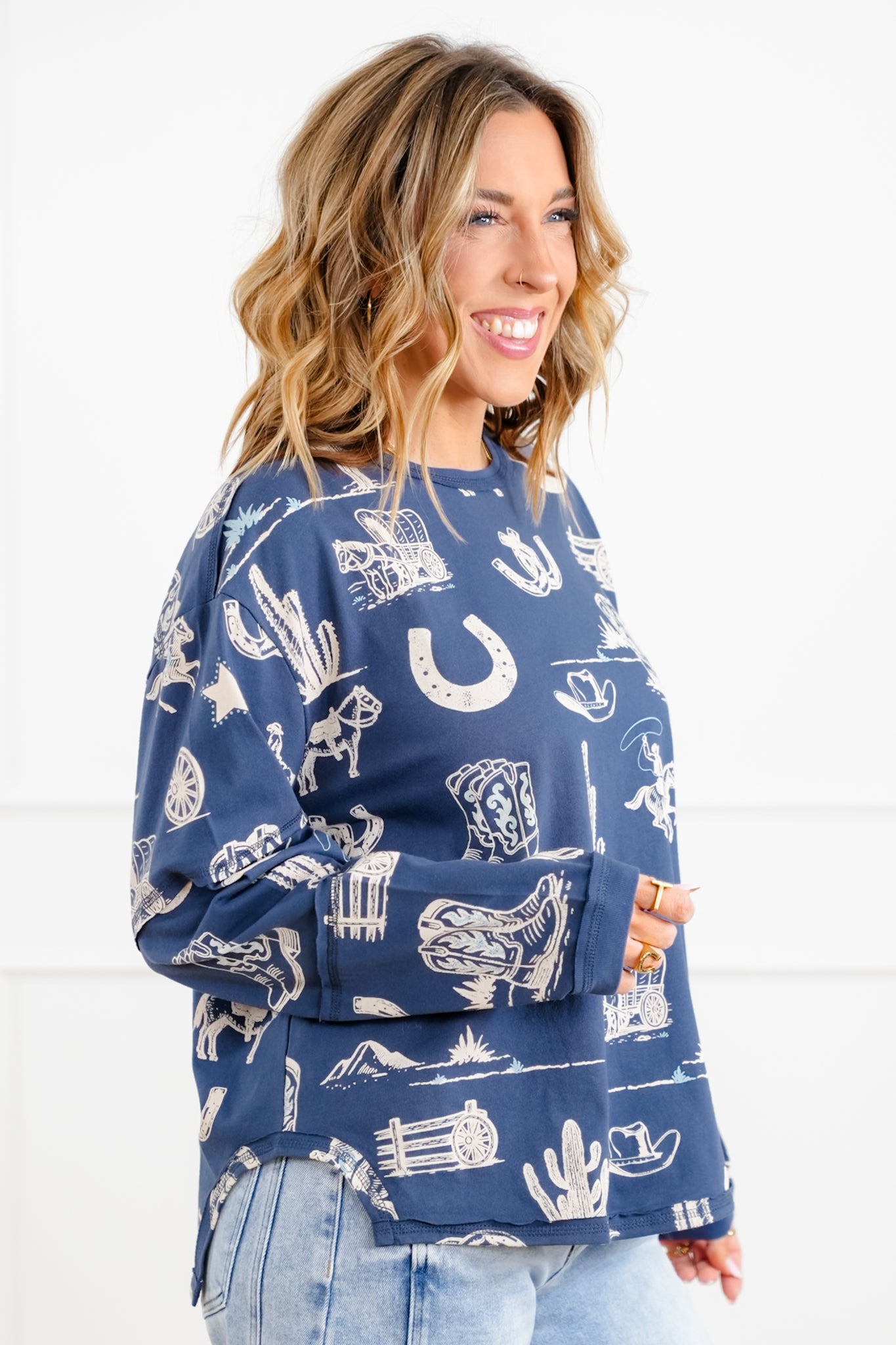 Western Print Long Sleeve Round Neck Top