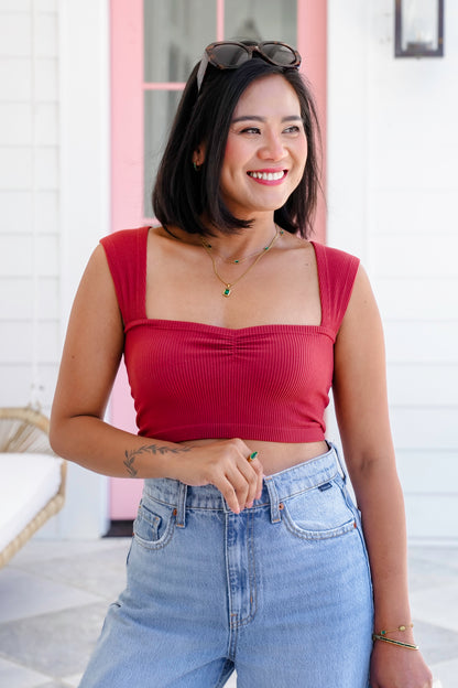 Ribbed Knit Sleeveless Sweetheart Neck Cropped Top