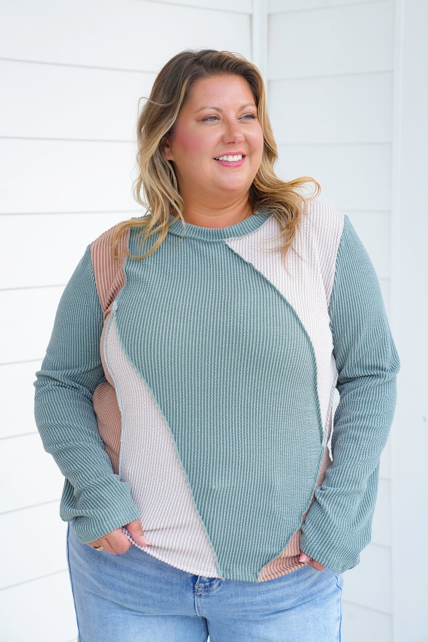 Plus/Reg Color Block Ribbed Long Sleeve Top