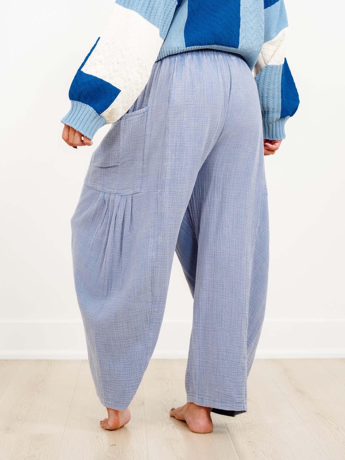 Drawstring Elastic Waist Gauze Wide Leg Cargo Pants