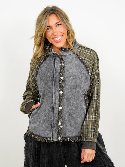 POL Thermal and Plaid Long Sleeve Snap Close Jacket