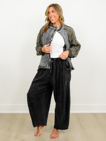 Drawstring Elastic Waist Gauze Wide Leg Cargo Pants