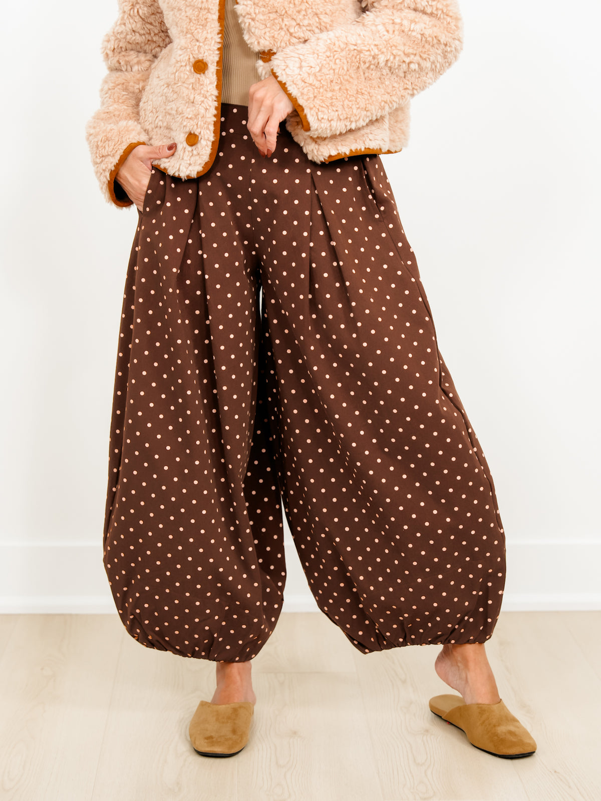 Plus/Reg Polka Dot High Waist Balloon Leg Pants