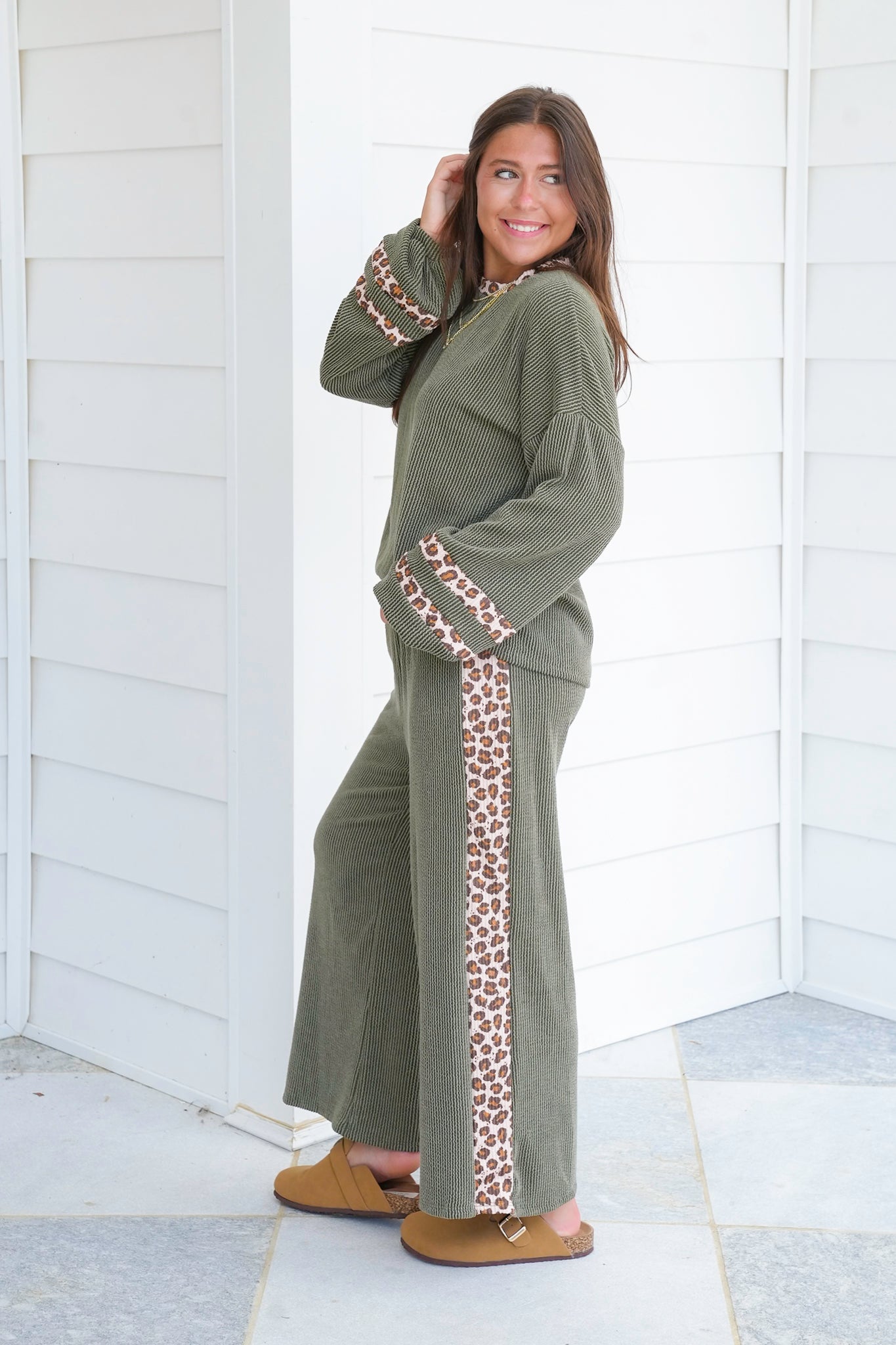 Plus/Reg Ribbed Long Sleeve Top with Elastic Waist Pants Set