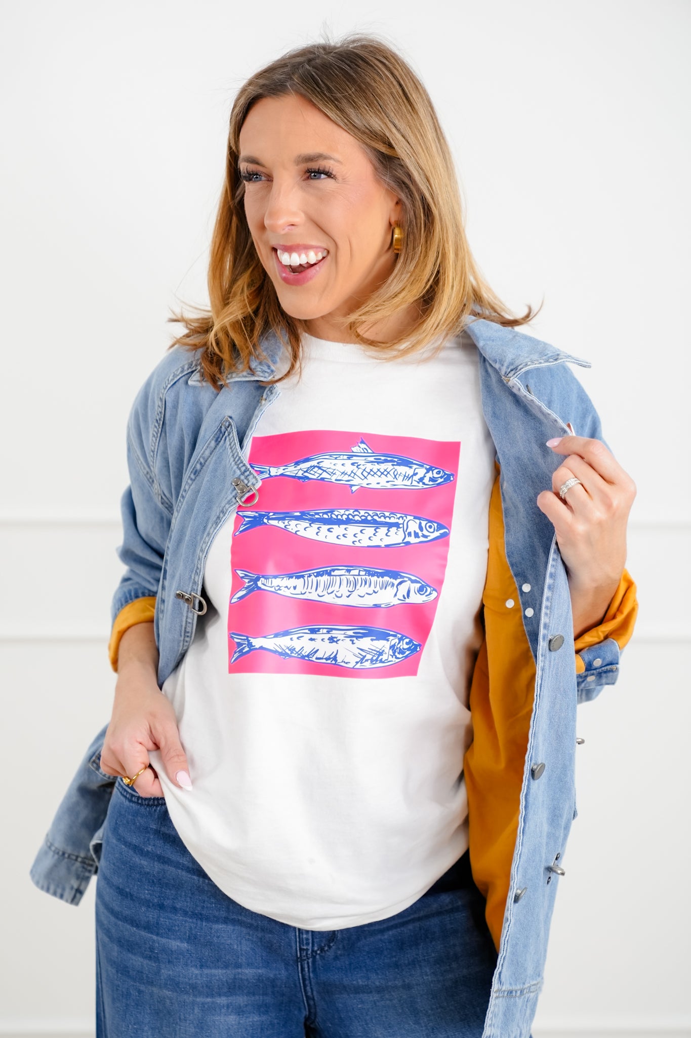 Plus/Reg Short Sleeve Sardines Graphic Top