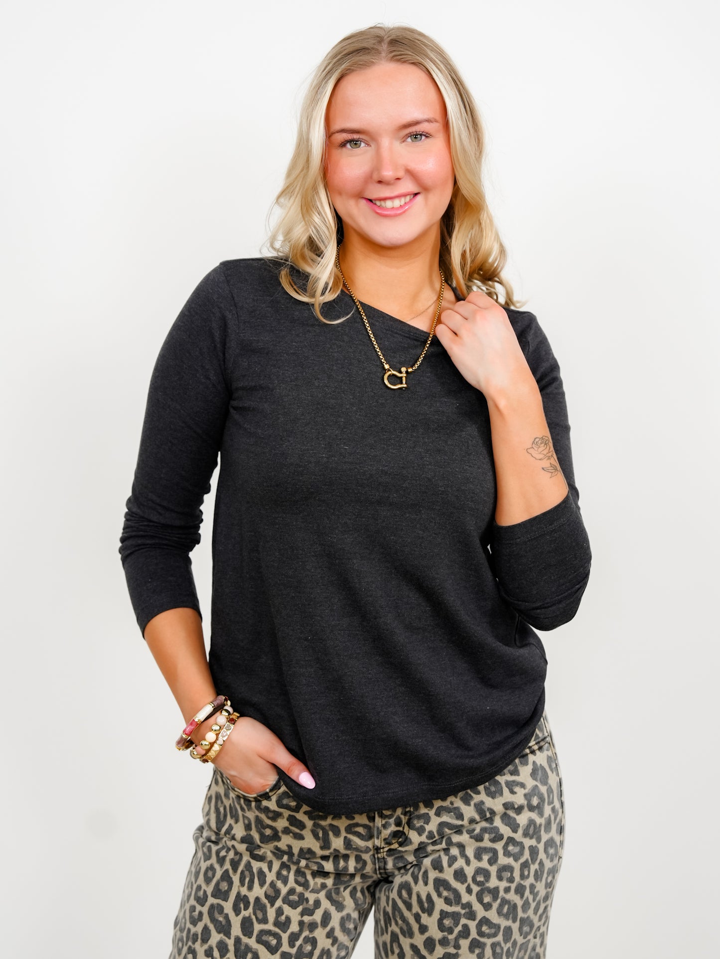 Door Buster! Plus/Reg Zenana Cotton Crew Neck Long Sleeve Tee Shirt