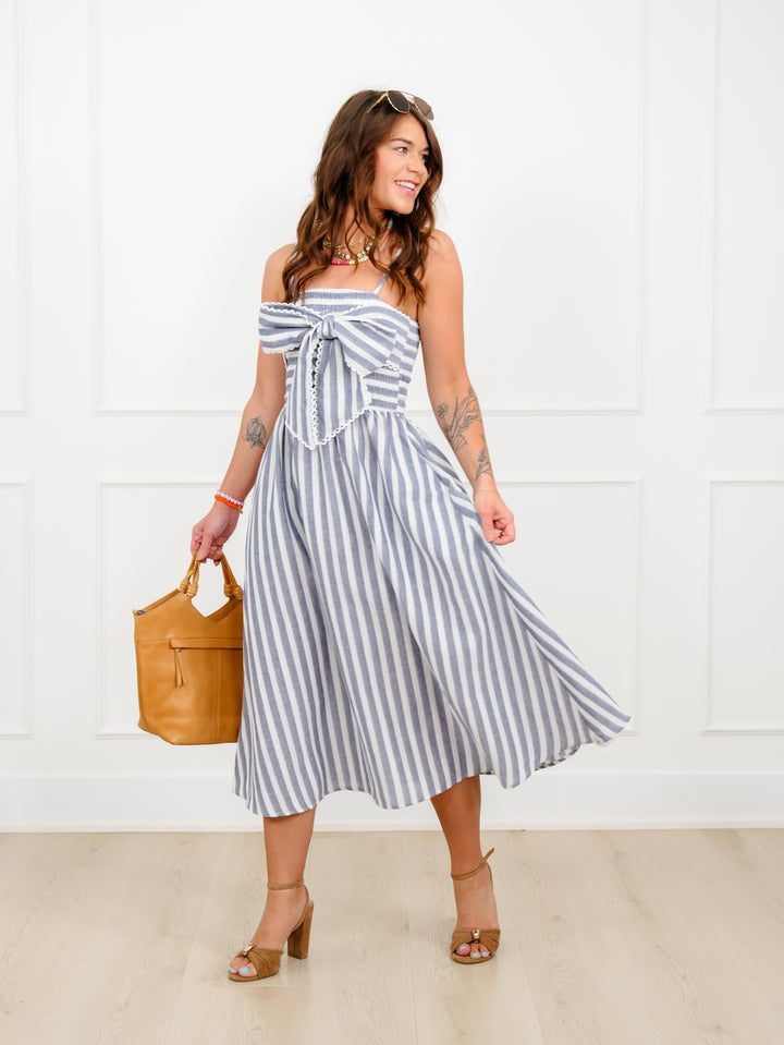 Plus/Reg Striped Sleeveless Maxi Dress With Tie Bow