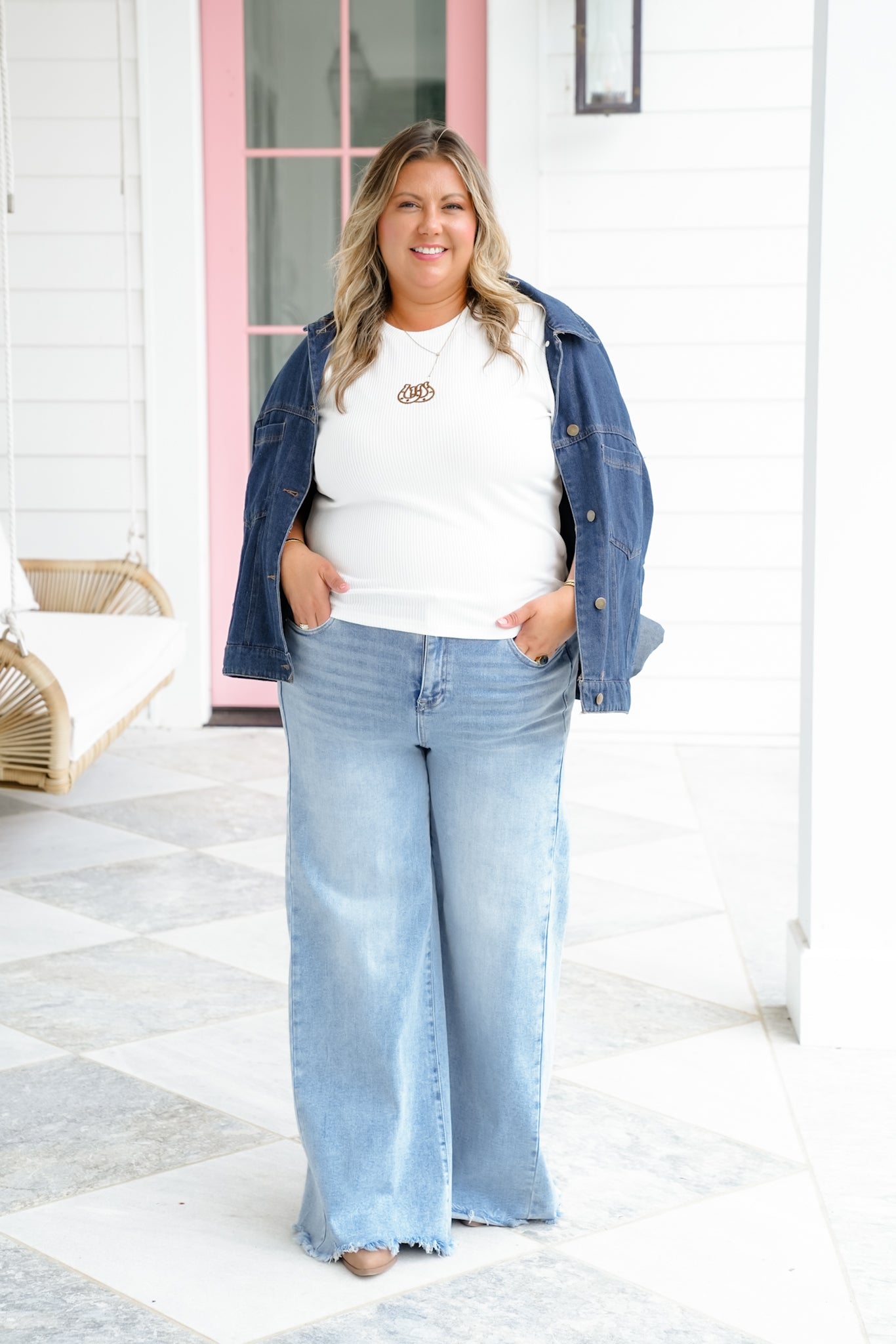 Plus/Reg Short Sleeve Top with Embroidered Horseshoe Detail