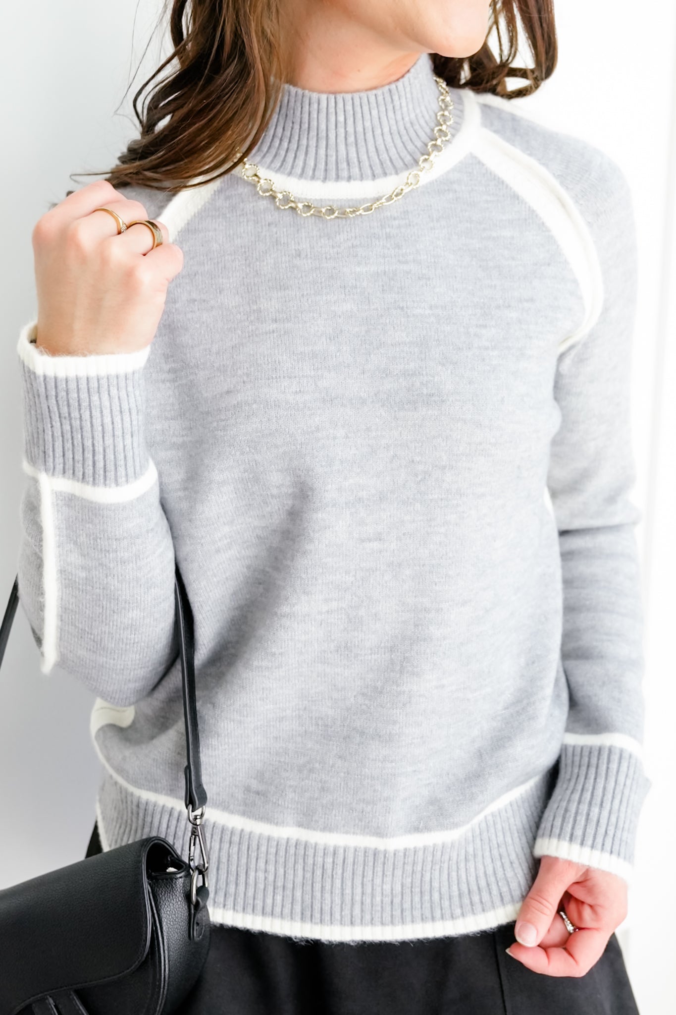 Long Sleeve Pullover Sweater with Contrast Trim