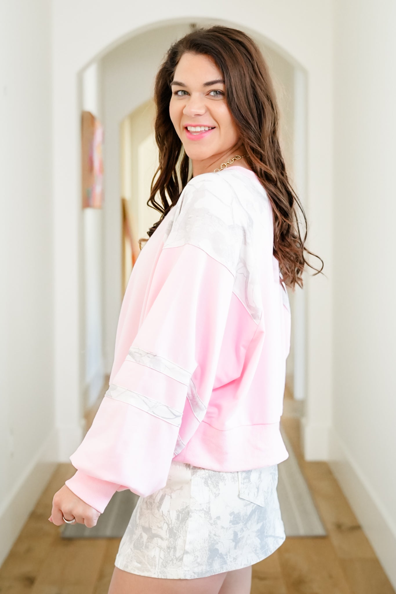 Plus/Reg Long Sleeve Pullover Sweatshirt with Camo Accents