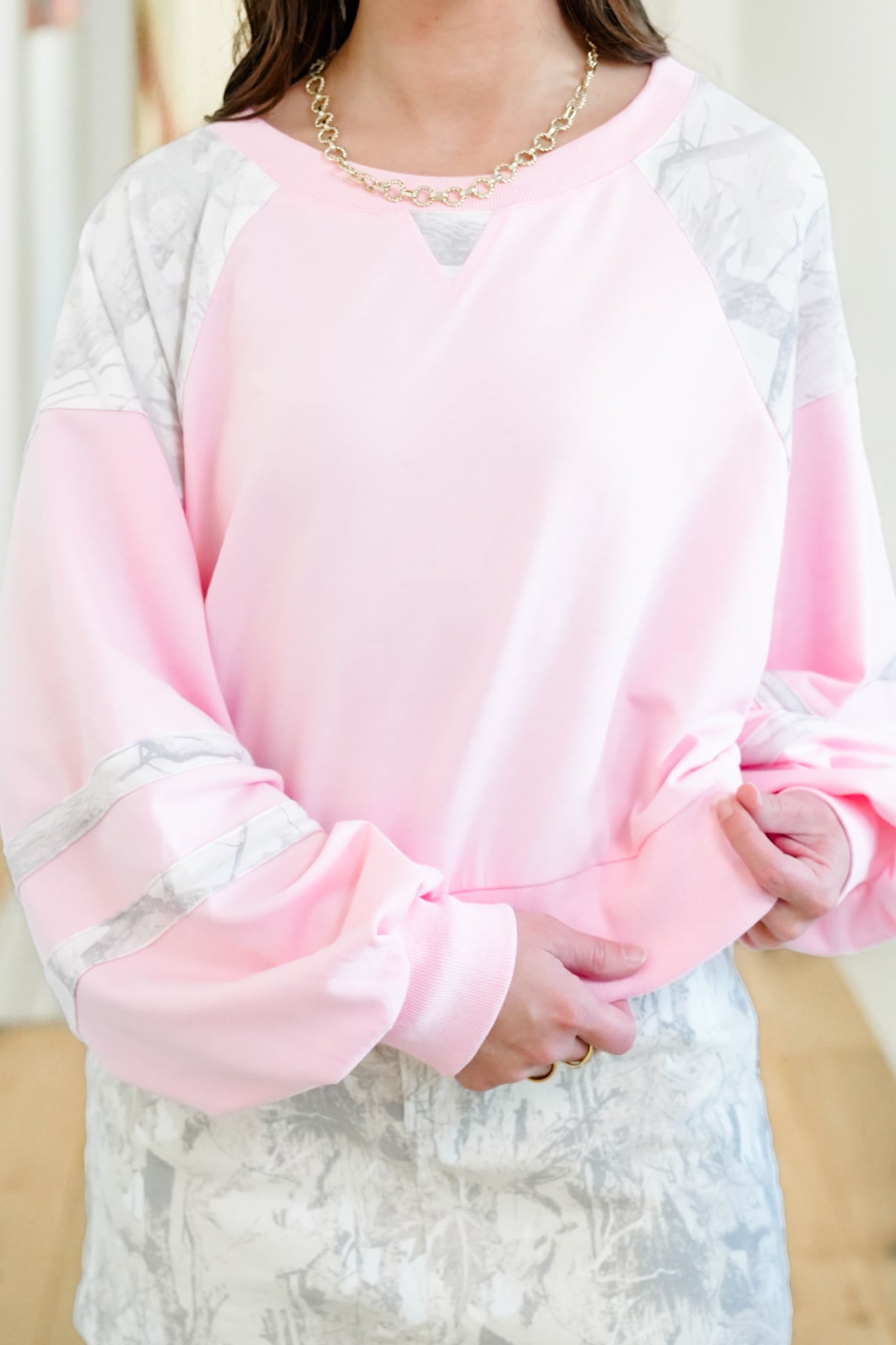 Plus/Reg Long Sleeve Pullover Sweatshirt with Camo Accents