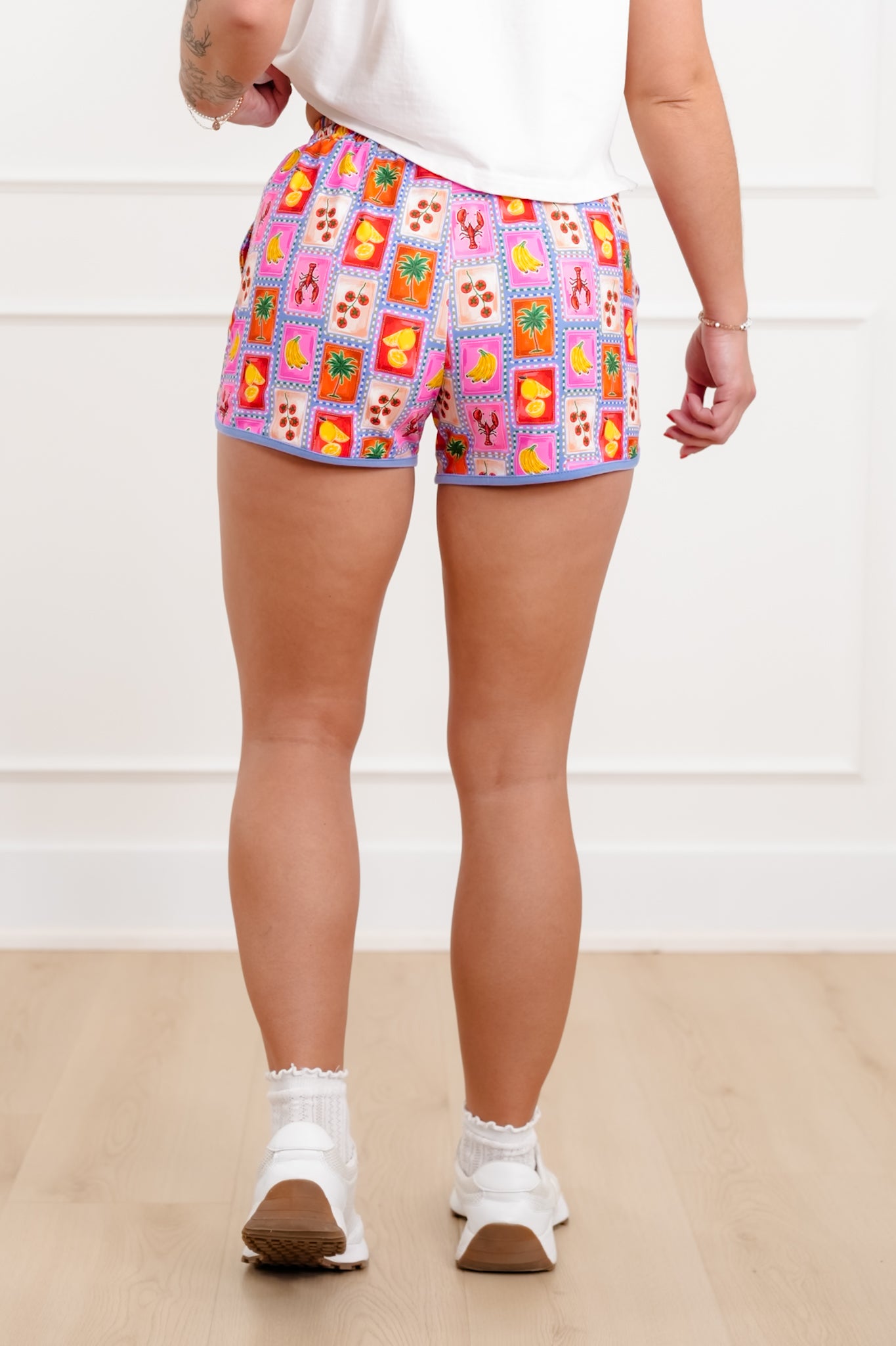 Plus/Reg Paradise Print Elastic Waist Shorts