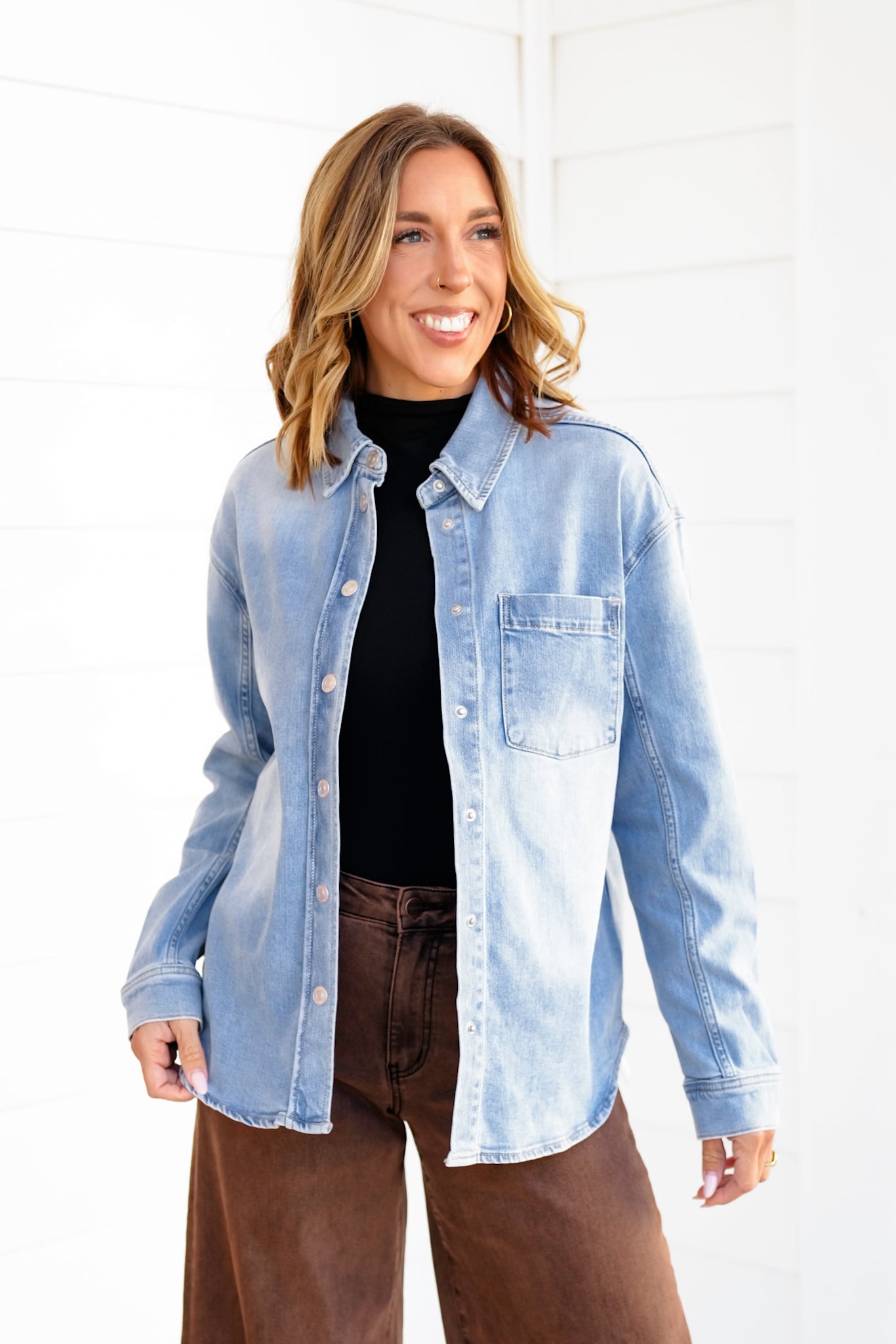 Light Wash Long Sleeve Snap Button Down Shirt