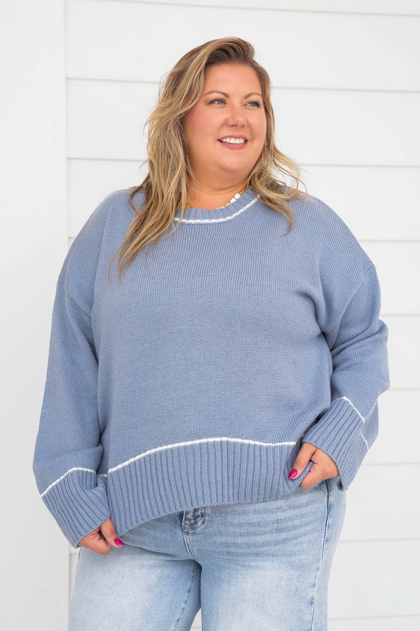 Long Sleeve Sweater with Contrast Trim