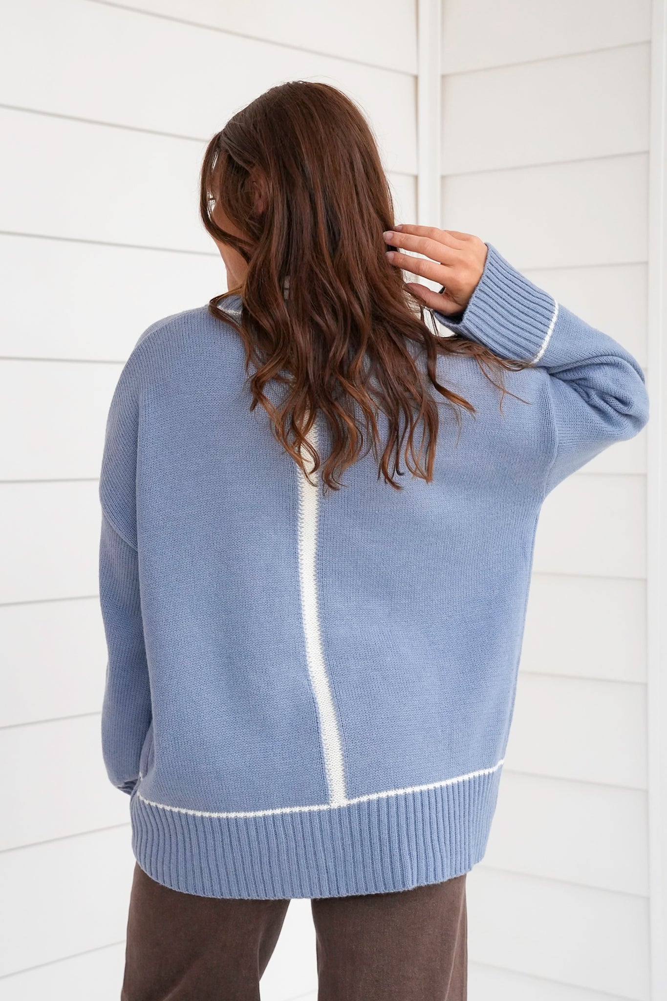 Long Sleeve Sweater with Contrast Trim