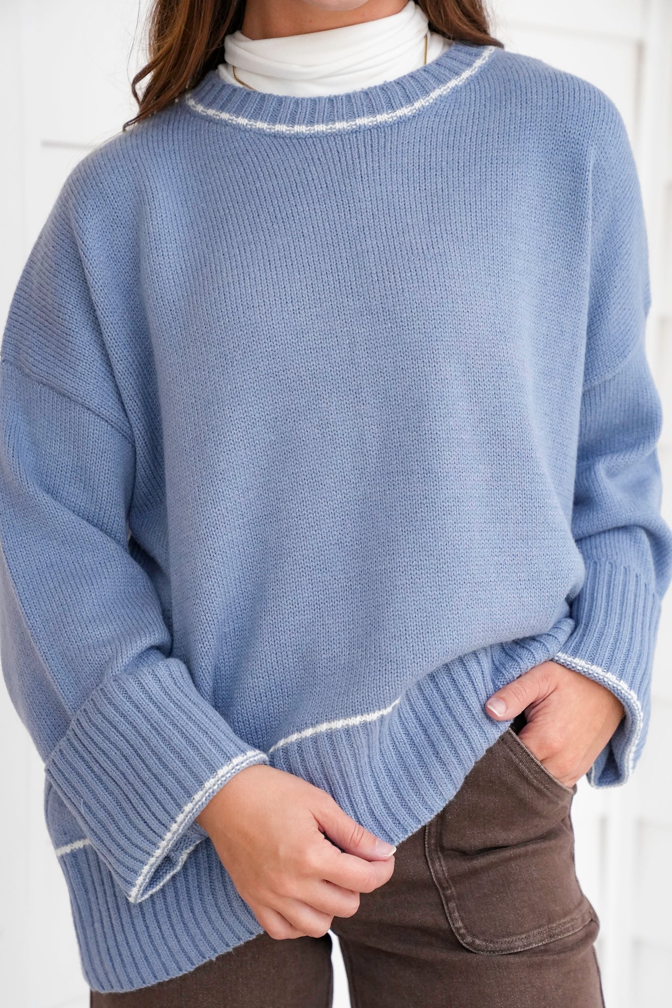 Long Sleeve Sweater with Contrast Trim