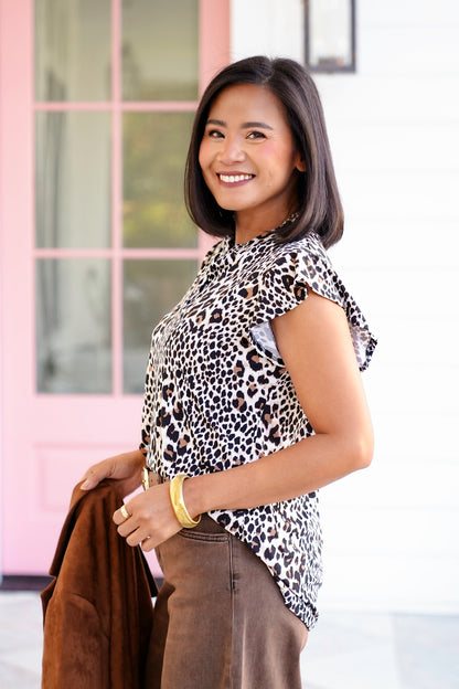 Plus/Reg Leopard Print Flutter Sleeve Top