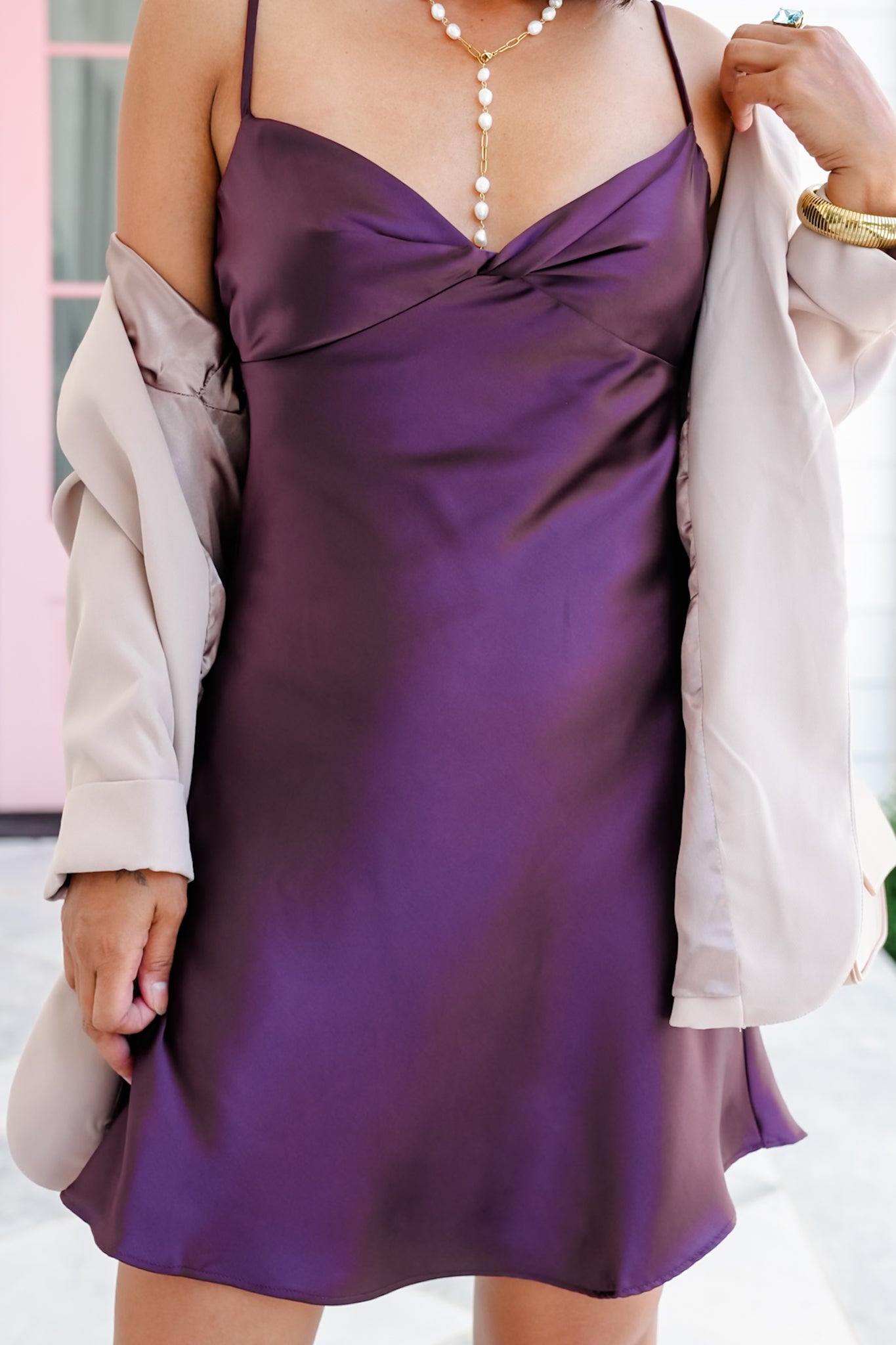 Satin Sleeveless Sweet Heart Neckline Mini dress