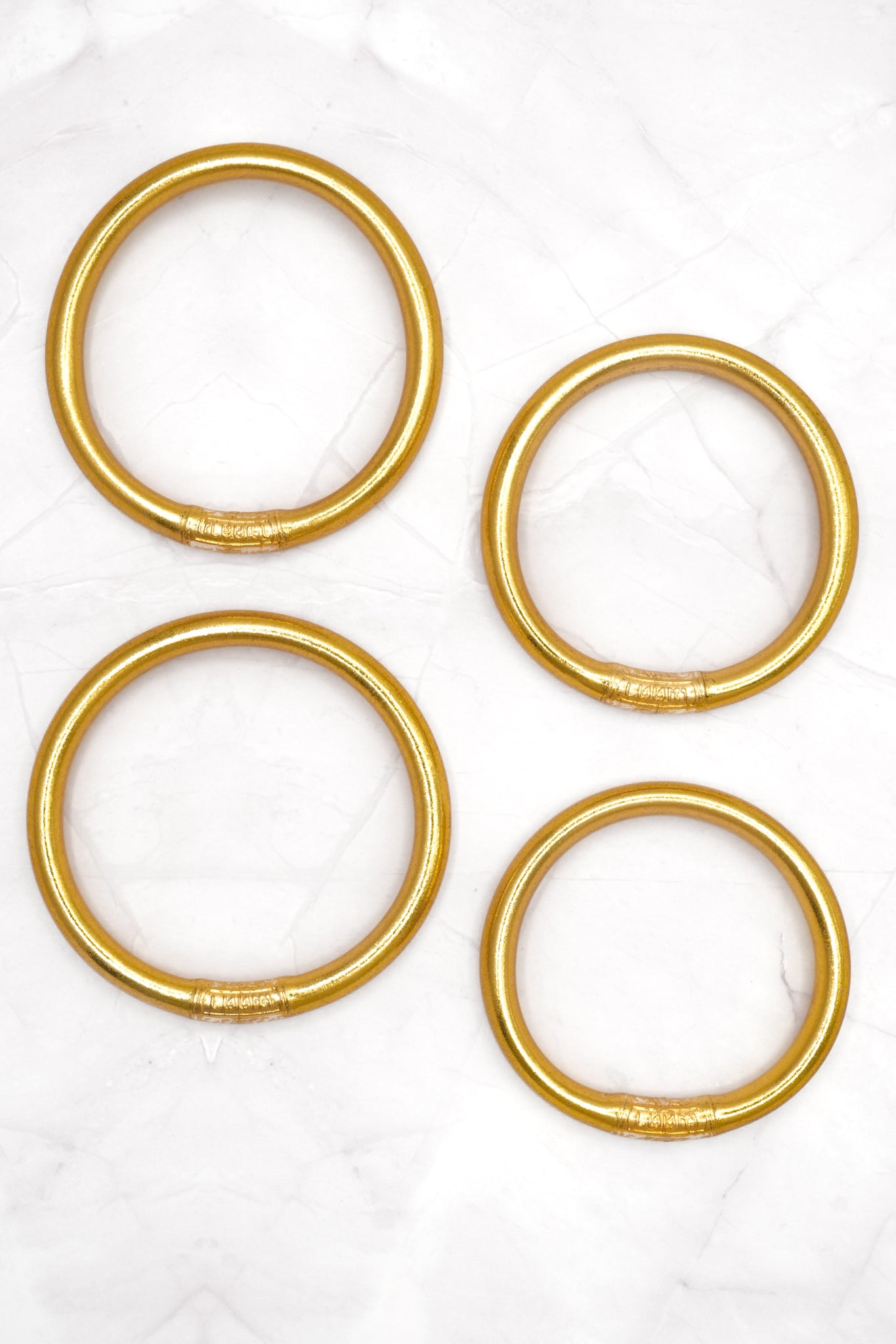 Luxe Hold Bangle Bracelet