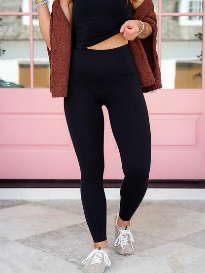 Plus/Reg Soft Seamless Solid Knit Leggings
