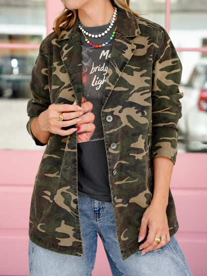 Vintage Camo Print Long Sleeve Button Down Jacket