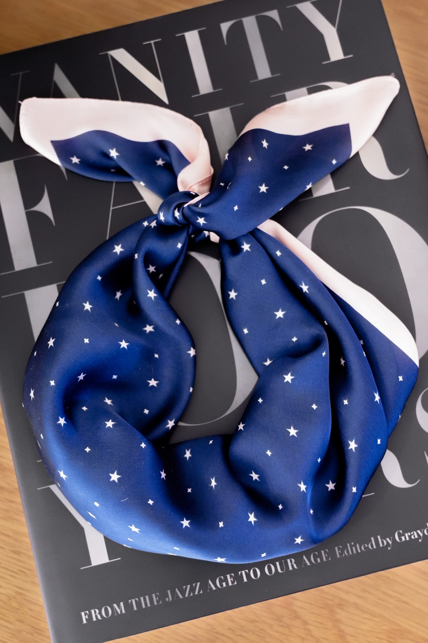 German Fuentes Star Pattern Small Scarf