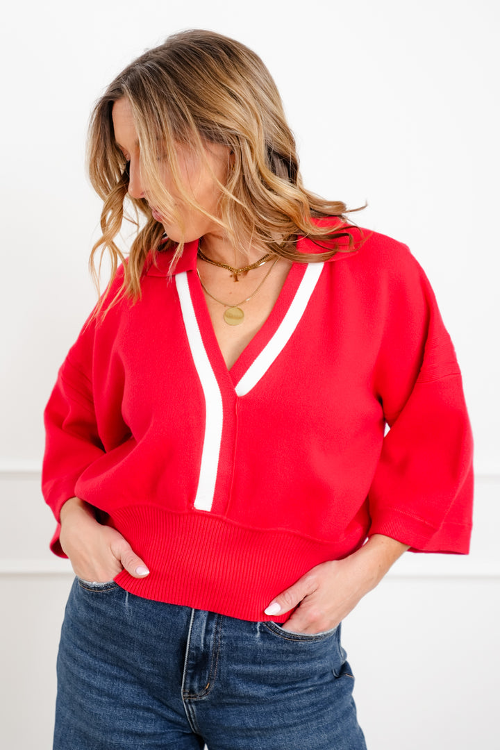 Plus/Reg 3/4 Sleeves Cropped Top with V Neck