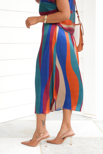 Plus/Reg Satin Vertical Wavy Stripe Midi Skirt